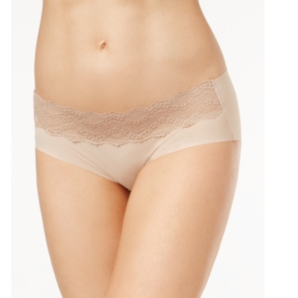 B.tempt'd by Wacoal Women's B.bare Hipster Panty in Au Natural NWT
